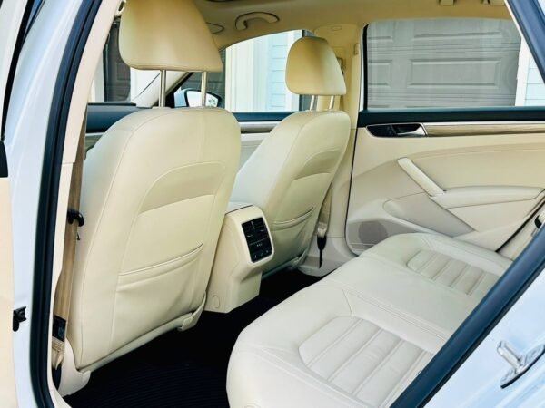 2016 VOLKSWAGEN PASSAT 1.8T SEL