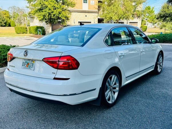 2016 VOLKSWAGEN PASSAT 1.8T SEL
