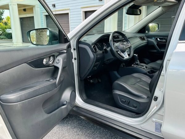 2017 NISSAN ROGUE SL HYBRID