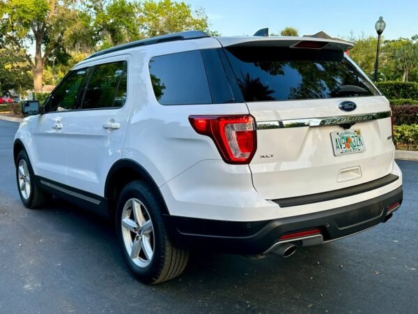 photo_2025-09-23_10-10-33 (2) 2018 FORD EXPLORER XLT