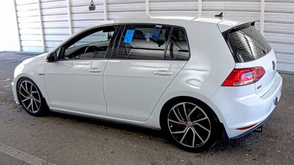 2017 VOLKSWAGEN GTI