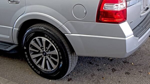 photo_2025-09-23_18-39-40 2017 FORD EXPEDITION